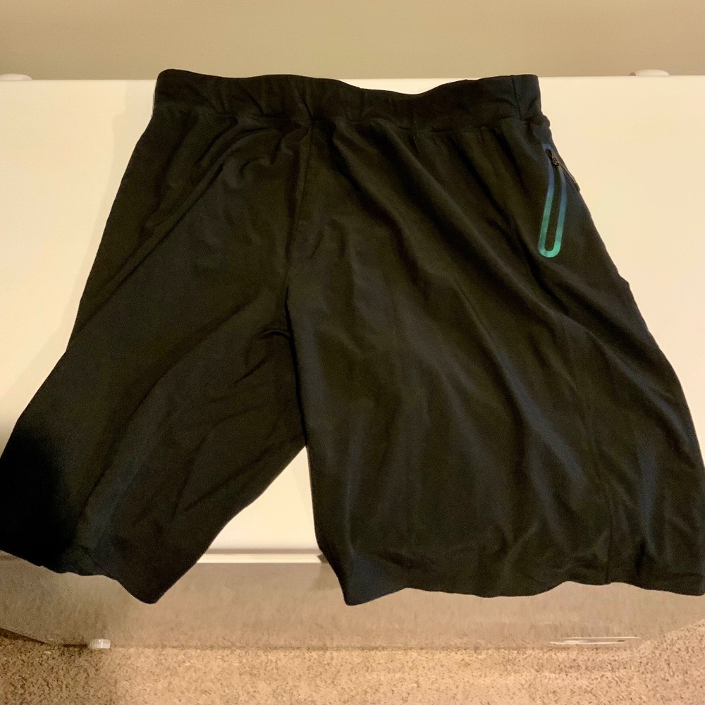 Saucony Running Shorts - Men's XL